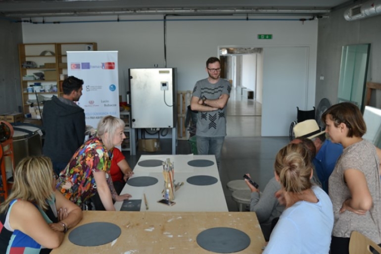 Hand in Hand in the Magical World of Glass Project - Poland