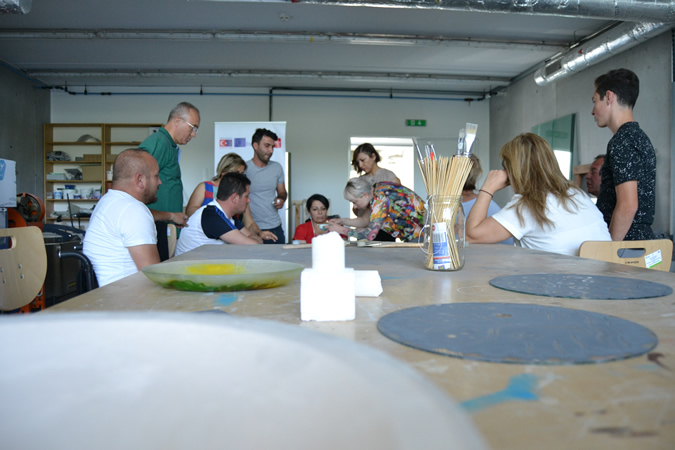 Hand in Hand in the Magical World of Glass Project - Poland