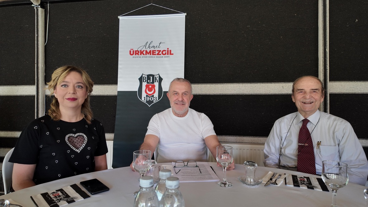 Sayın Ahmet Ürkmezgil ve Beşiktaş Divan Kurulu Üyeleri Derneğimizde