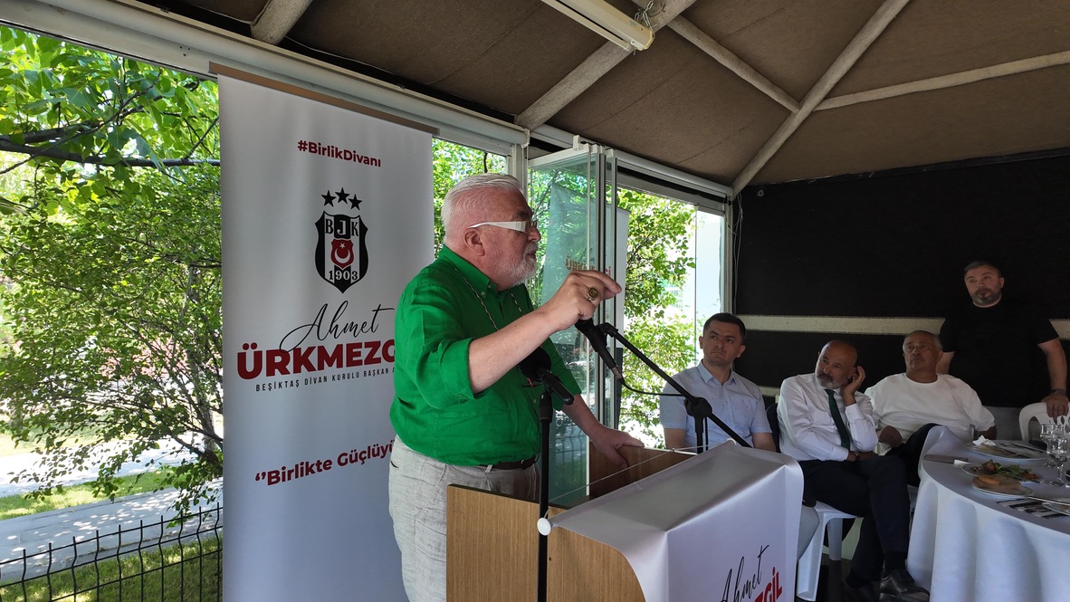 Sayın Ahmet Ürkmezgil ve Beşiktaş Divan Kurulu Üyeleri Derneğimizde